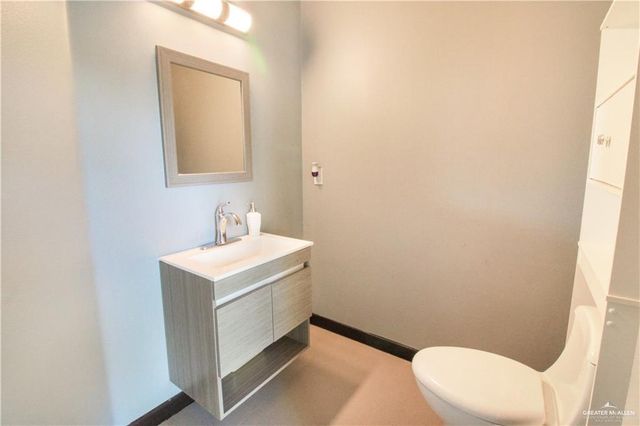 800 New Orleans Circle, Pharr, TX 78577