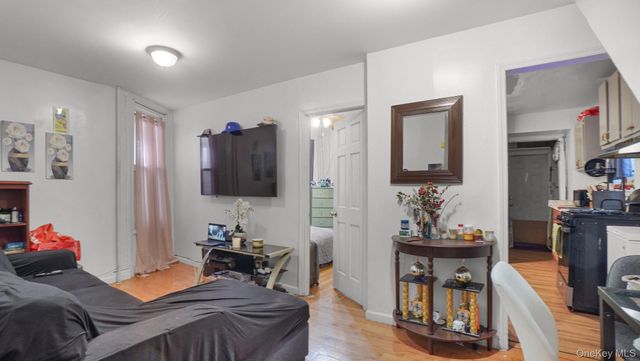 2661 Briggs Avenue A, Bronx, NY 10458