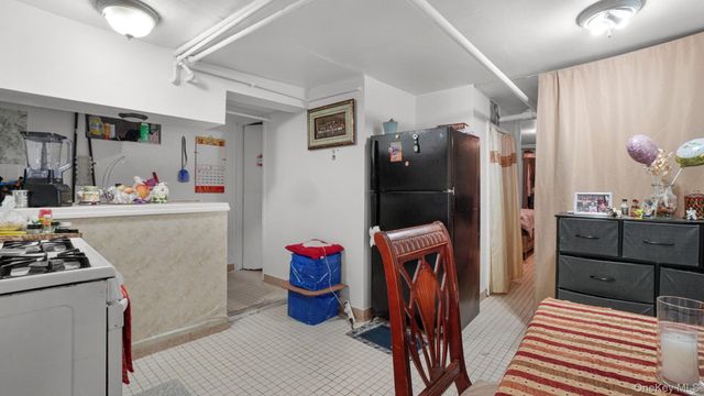2661 Briggs Avenue A, Bronx, NY 10458
