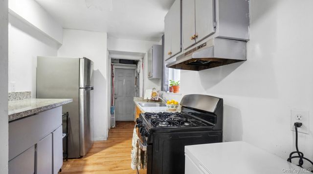 2661 Briggs Avenue A, Bronx, NY 10458