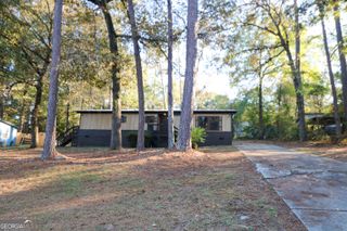 107 Jessica Drive, Warner Robins, GA 31093