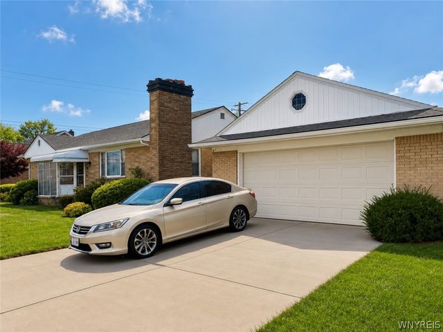 910 George Urban Boulevard, Cheektowaga, NY 14225