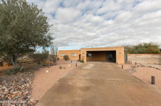 7511 E Lester Circle, Tucson, AZ 85715