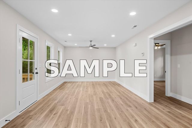 643 NW Crabapple Drive, Dalton, GA 30721