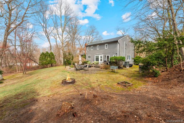 10 Old Route 25A, Northport, NY 11768