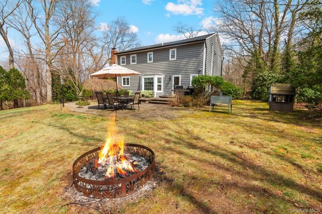 10 Old Route 25A, Northport, NY 11768