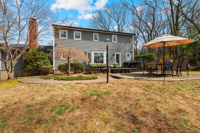 10 Old Route 25A, Northport, NY 11768