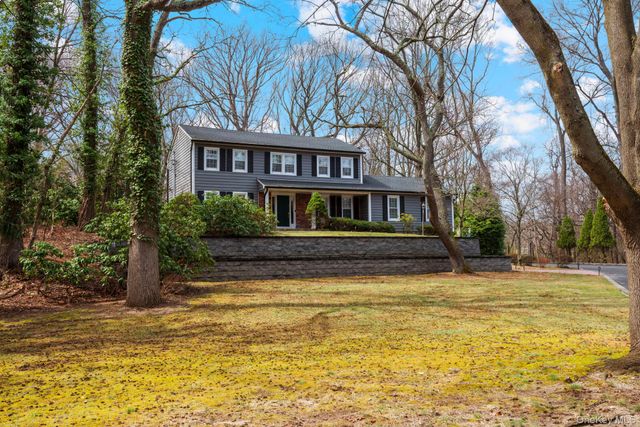 10 Old Route 25A, Northport, NY 11768