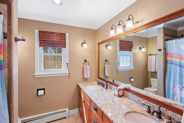 10 Old Route 25A, Northport, NY 11768