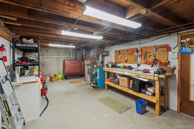 10 Old Route 25A, Northport, NY 11768