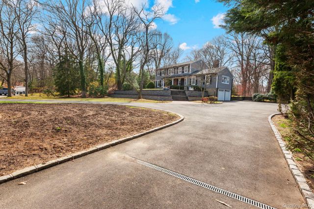 10 Old Route 25A, Northport, NY 11768