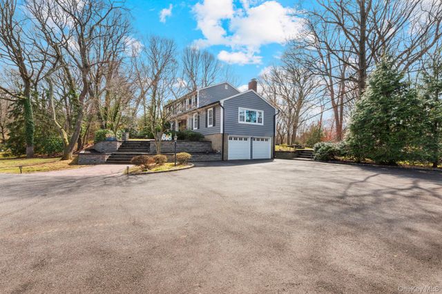 10 Old Route 25A, Northport, NY 11768