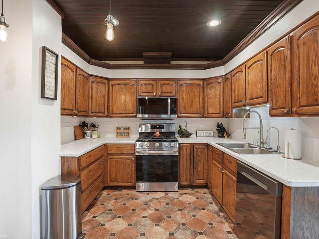 35920 Division Road, Richmond, MI 48062
