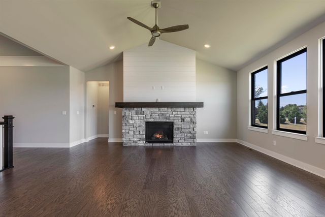 49195 Langford Drive, Macomb Twp, MI 48044