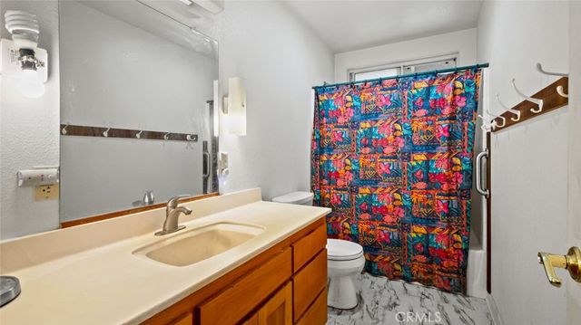12378 Black Oak Drive, Loch Lomond, CA 95461