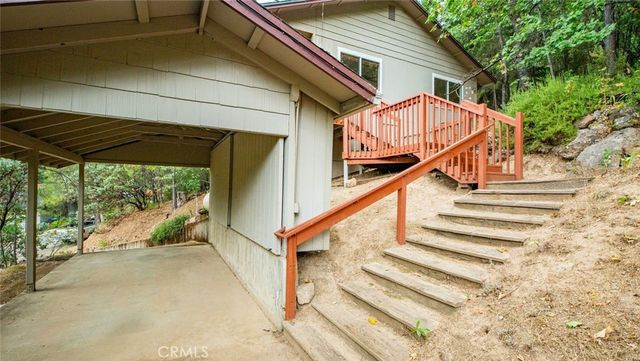 12378 Black Oak Drive, Loch Lomond, CA 95461