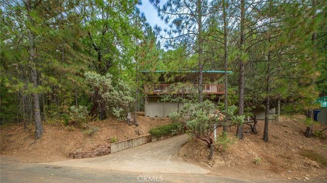 12378 Black Oak Drive, Loch Lomond, CA 95461