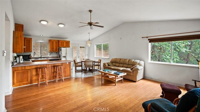 12378 Black Oak Drive, Loch Lomond, CA 95461