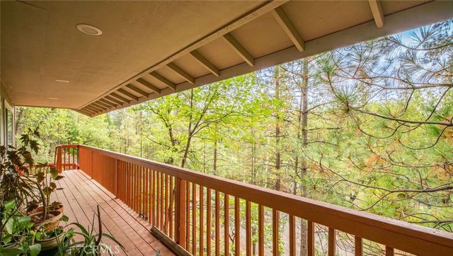 12378 Black Oak Drive, Loch Lomond, CA 95461