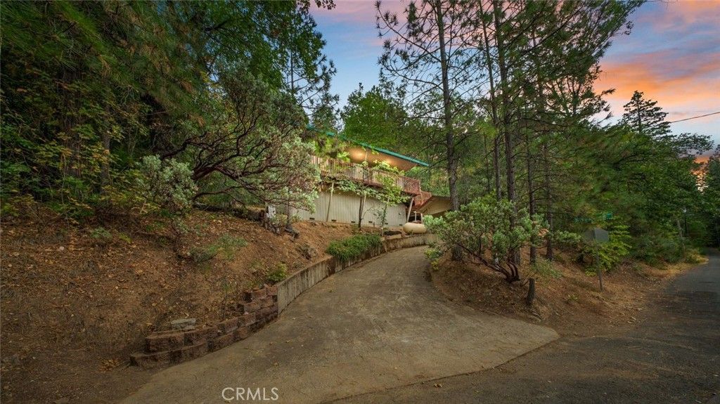 12378 Black Oak Drive, Loch Lomond, CA 95461