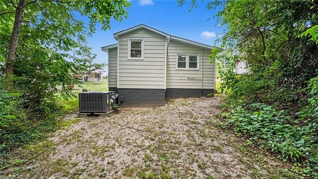 532 Cranbrook Street, Greensboro, NC 27407
