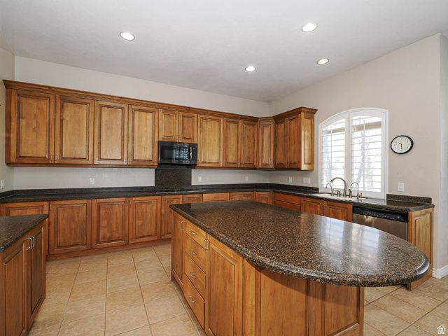 10036 S BIRDIE WAY, South Jordan, UT 84095