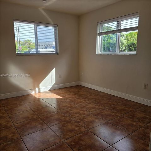319 Beacom Blvd #319, Miami, FL 33135