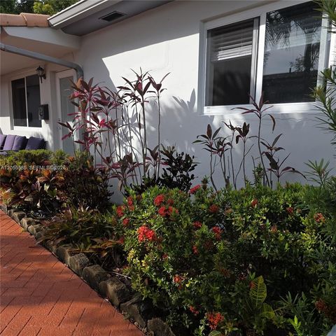 319 Beacom Blvd #319, Miami, FL 33135