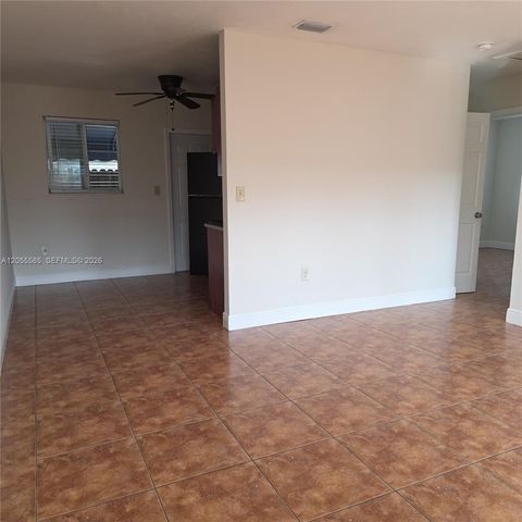 319 Beacom Blvd #319, Miami, FL 33135