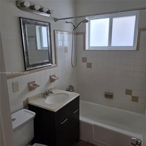 319 Beacom Blvd #319, Miami, FL 33135