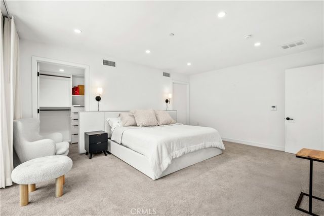 971 N Starlight Court, Los Angeles, CA 90029
