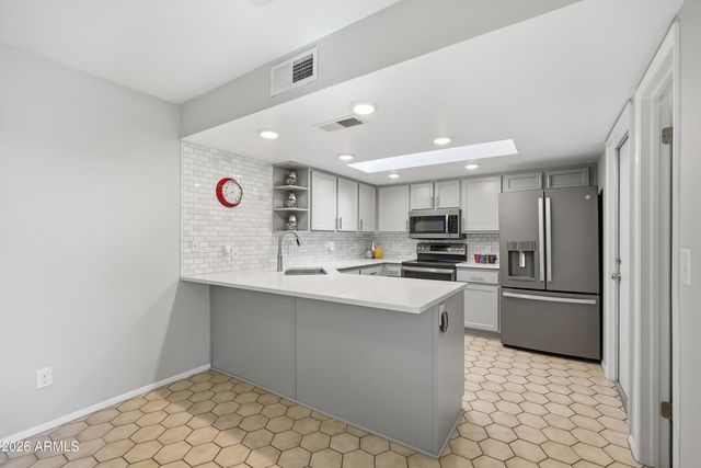 2428 E VILLA MARIA Drive, Phoenix, AZ 85032