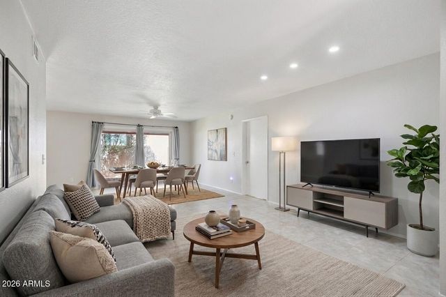 2428 E VILLA MARIA Drive, Phoenix, AZ 85032