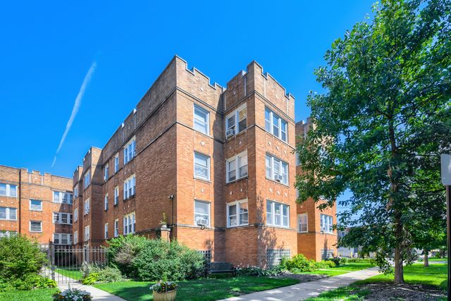 4419 N Whipple Street 3B, Chicago, IL 60625
