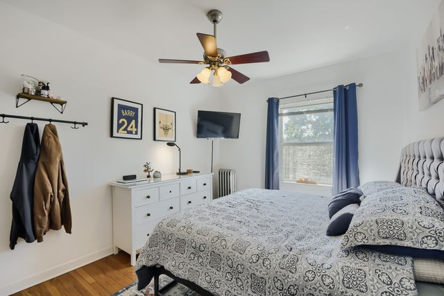 4419 N Whipple Street 3B, Chicago, IL 60625