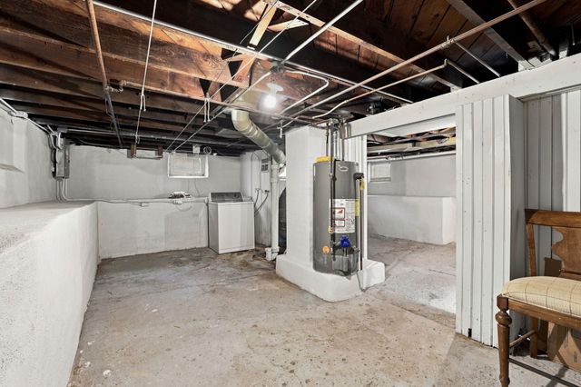 2423 Franklin Avenue, Des Moines, IA 50310