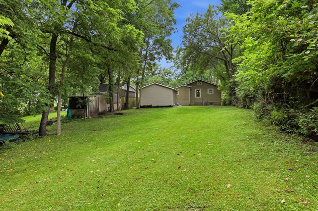 2423 Franklin Avenue, Des Moines, IA 50310