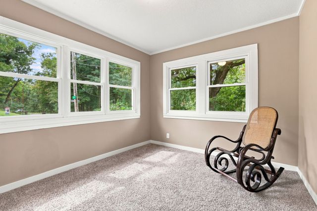 2423 Franklin Avenue, Des Moines, IA 50310