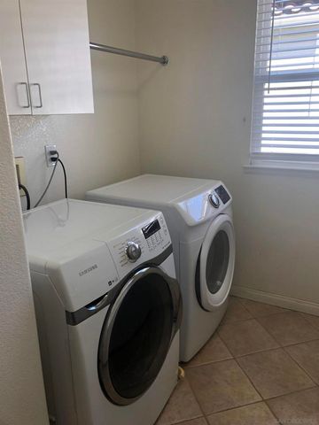 12985 Seabreeze Farms Dr, San Diego, CA 92130