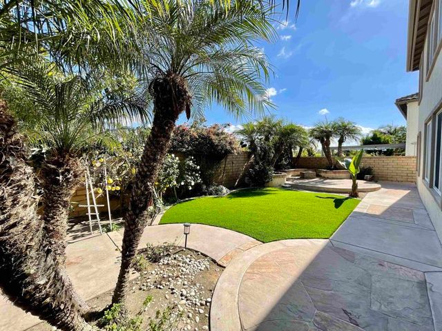 12985 Seabreeze Farms Dr, San Diego, CA 92130