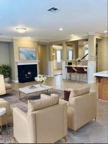 12985 Seabreeze Farms Dr, San Diego, CA 92130