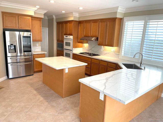 12985 Seabreeze Farms Dr, San Diego, CA 92130