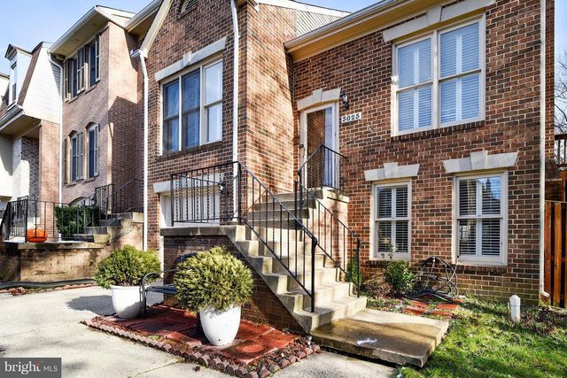 3023 OAKTON MEADOWS CT, Oakton, VA 22124