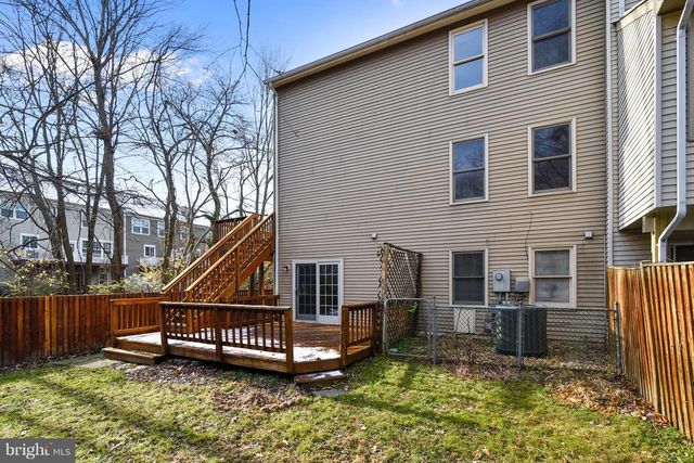 3023 OAKTON MEADOWS CT, Oakton, VA 22124