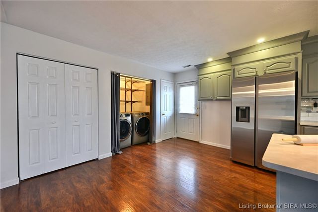 3926 Carver Street, New Albany, IN 47150