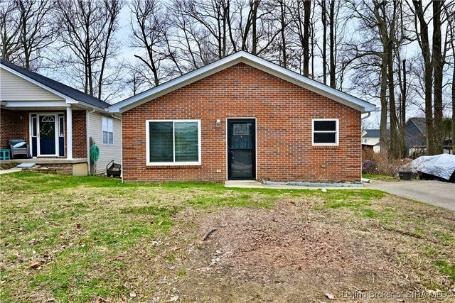 3926 Carver Street, New Albany, IN 47150