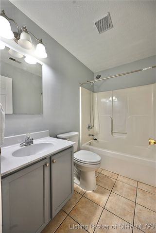 3926 Carver Street, New Albany, IN 47150