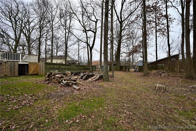 3926 Carver Street, New Albany, IN 47150