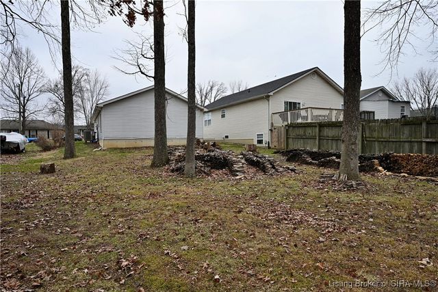 3926 Carver Street, New Albany, IN 47150