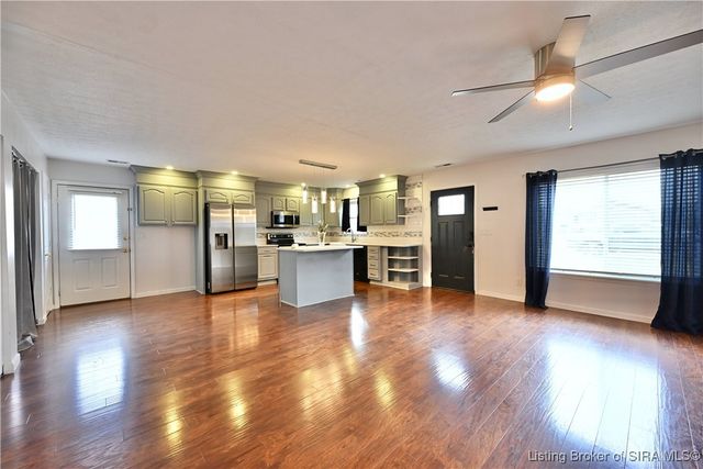 3926 Carver Street, New Albany, IN 47150